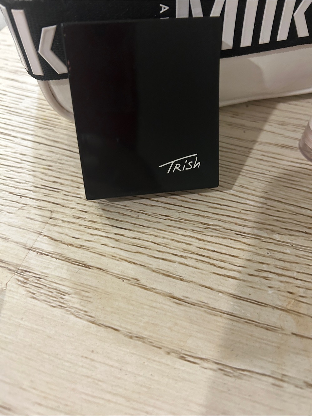 Trish McEvoy Compact Makeup Medium refillbale Case Double Decker in Black